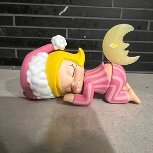 POPMART - Collectible toy